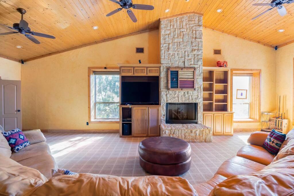 Texas Ranch House With 5 Bedroom And Fish Pond Dallas Dış mekan fotoğraf