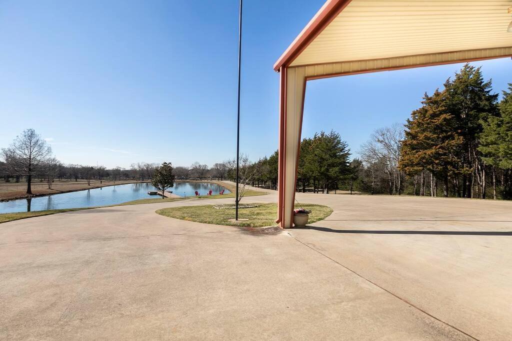 Texas Ranch House With 5 Bedroom And Fish Pond Dallas Dış mekan fotoğraf